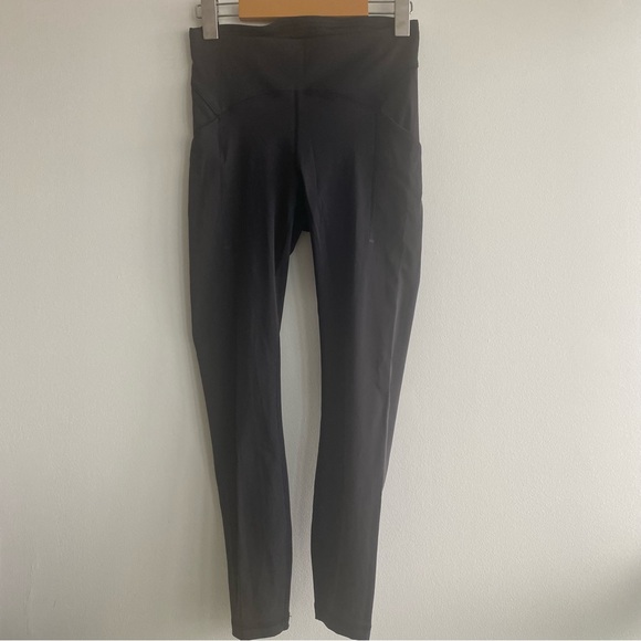 Like new lululemon power through leggings size 6 - Picture 4 of 12